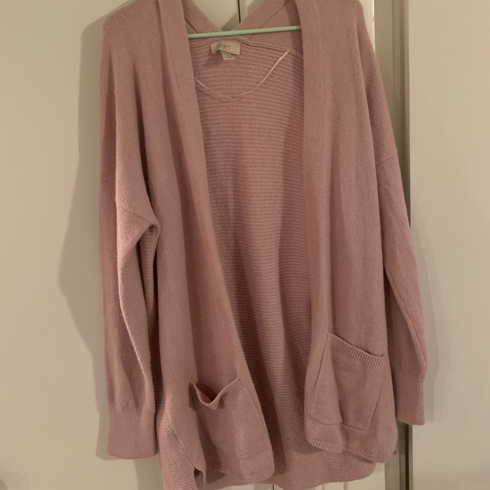 Light pink sweater